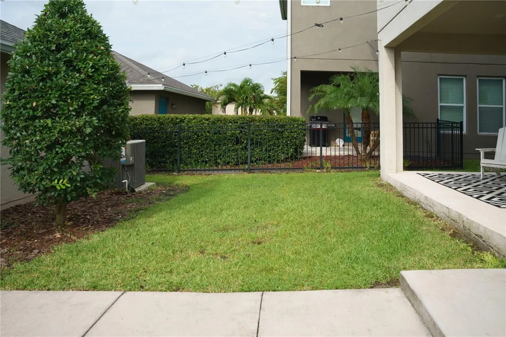 7226 MILESTONE DRIVE Apollo Beach, FL 33572