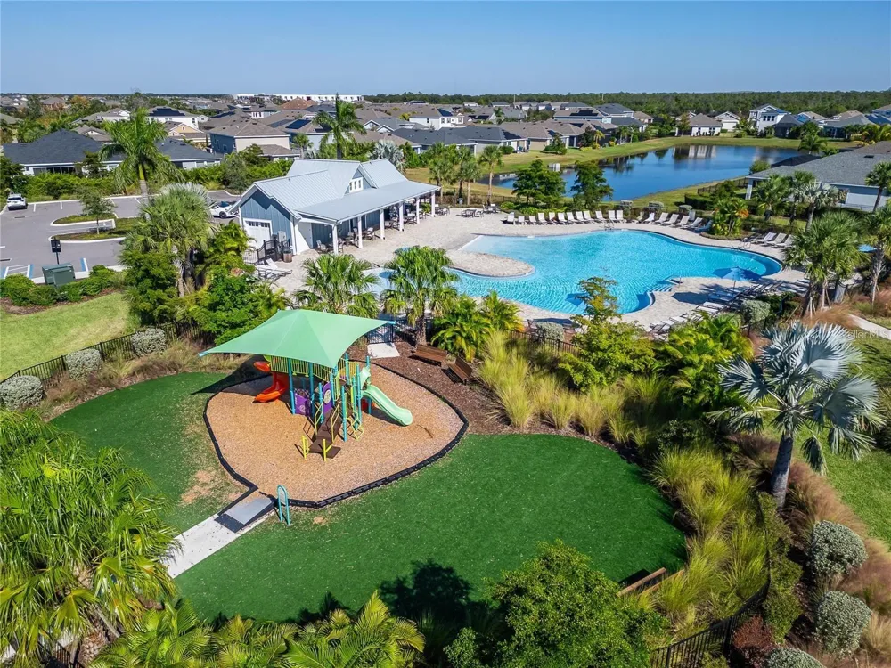 7226 MILESTONE DRIVE Apollo Beach, FL 33572