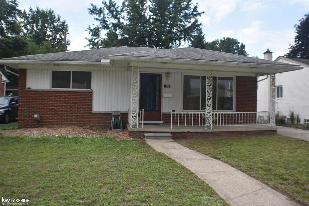 1824 Rowland Street Royal Oak City, MI 48067