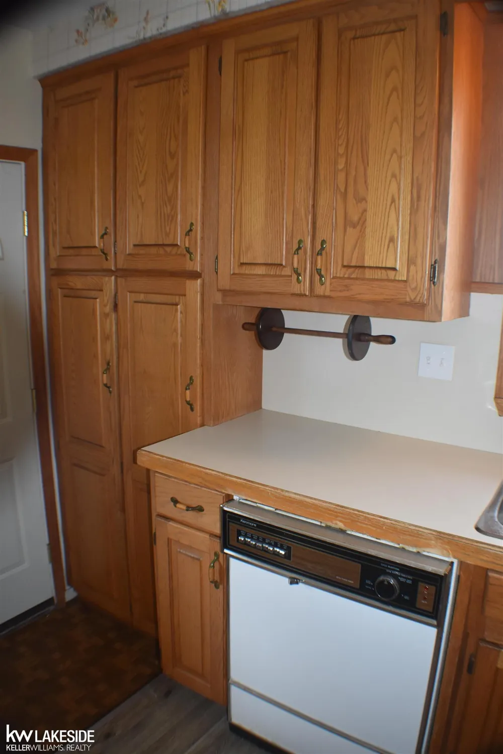 1824 Rowland Street Royal Oak City, MI 48067