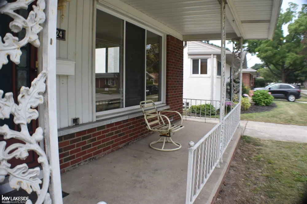1824 Rowland Street Royal Oak City, MI 48067