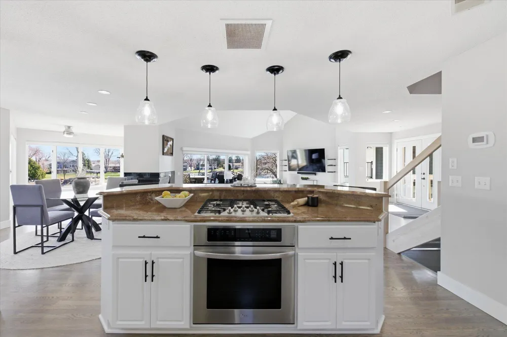 15219 Fairbanks Trail NE Prior Lake, MN 55372