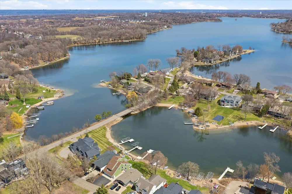 15219 Fairbanks Trail NE Prior Lake, MN 55372
