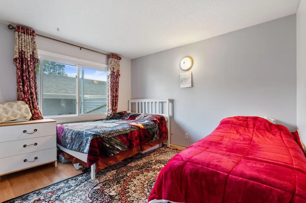142 Canabury Court Little Canada, MN 55117