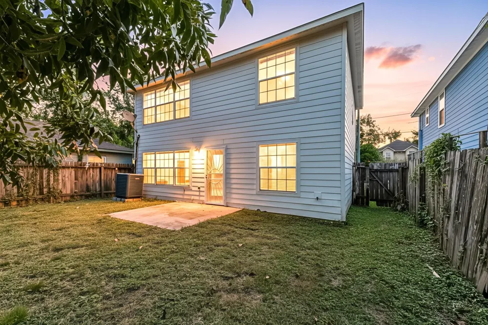 6418 England Street Houston, TX 77021