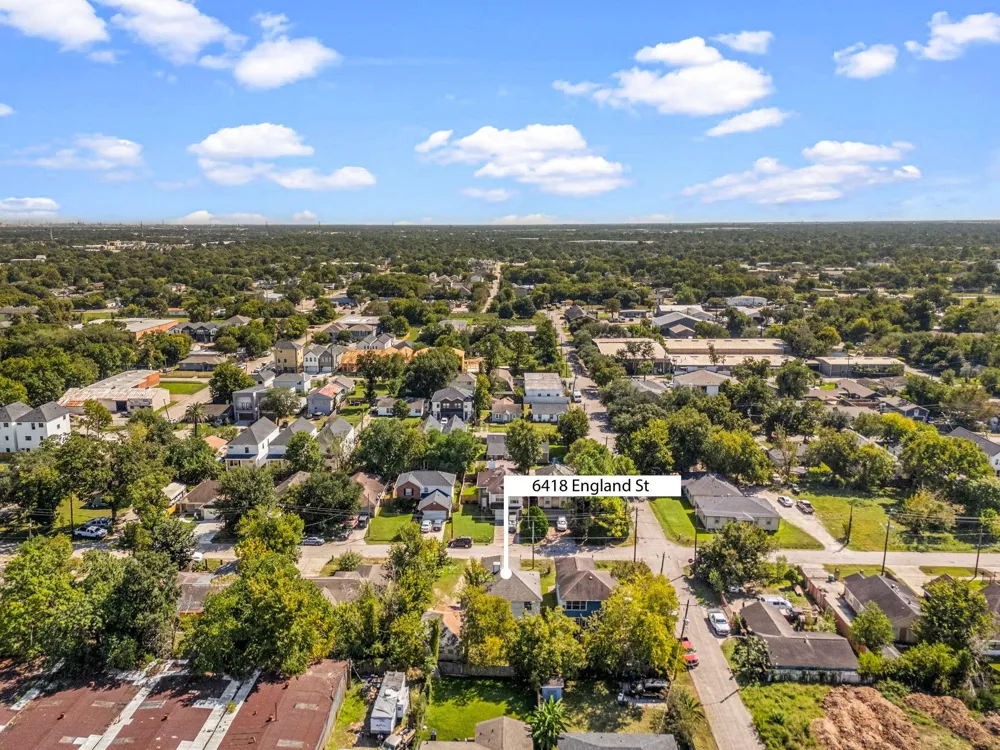 6418 England Street Houston, TX 77021