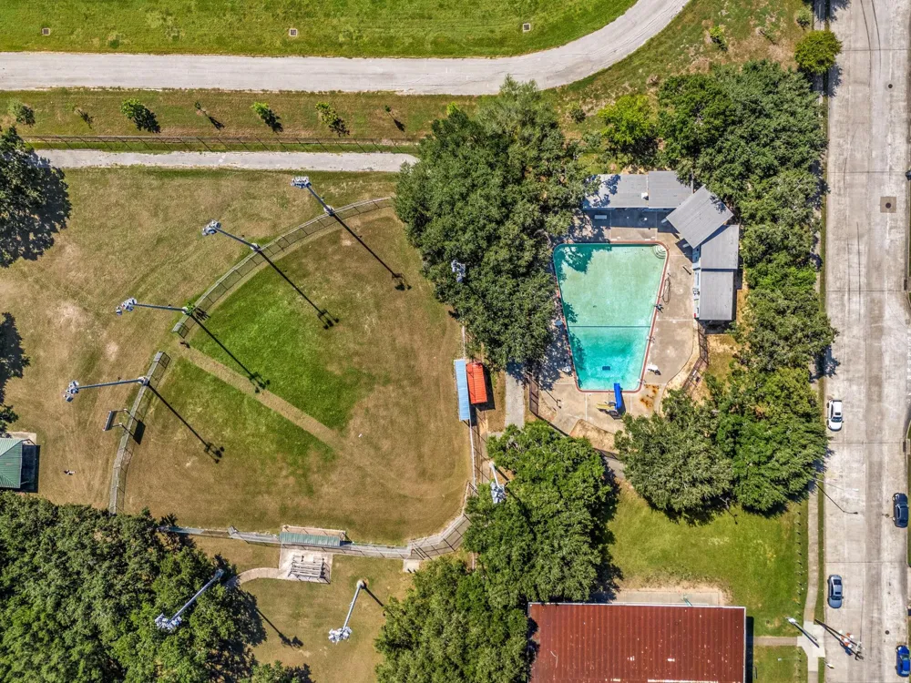 6418 England Street Houston, TX 77021