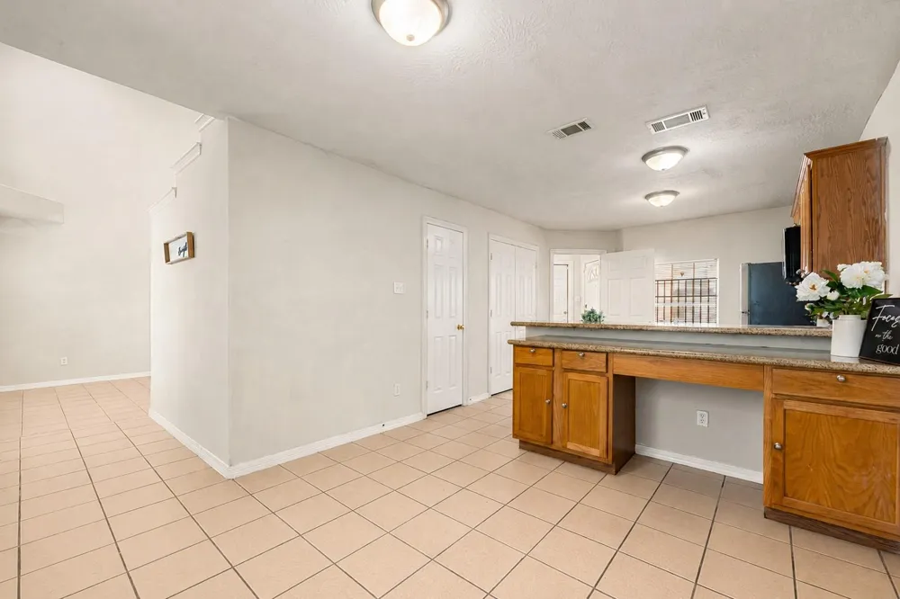 6418 England Street Houston, TX 77021