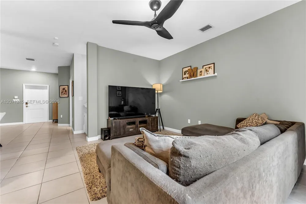 20397 NW 6th Pl Miami Gardens, FL 33169