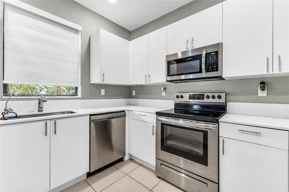 20397 NW 6th Pl Miami Gardens, FL 33169