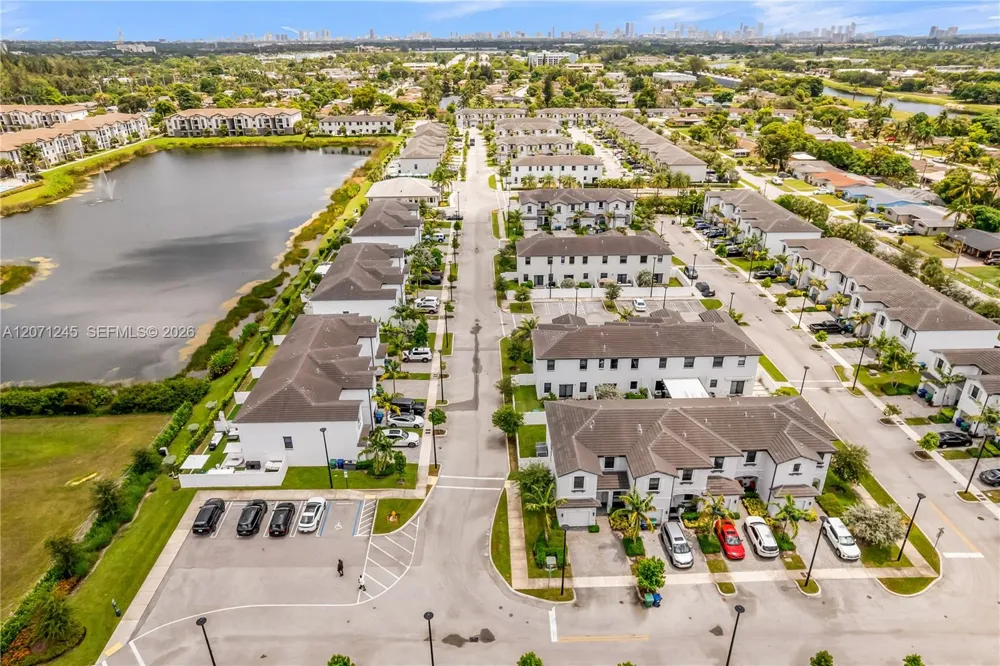 20397 NW 6th Pl Miami Gardens, FL 33169