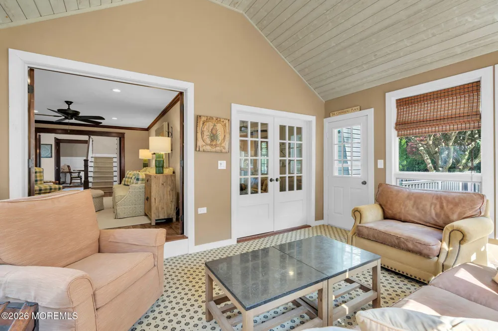 1537 Toboggan Run Manasquan, NJ 08736