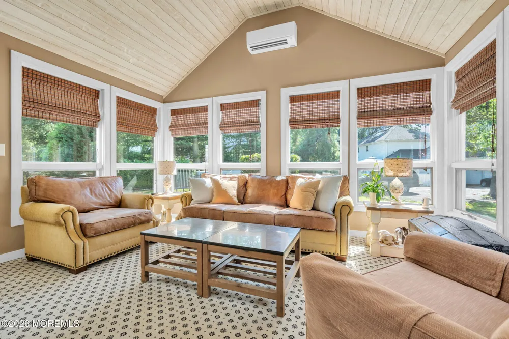 1537 Toboggan Run Manasquan, NJ 08736