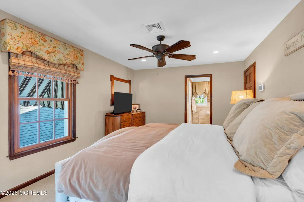 1537 Toboggan Run Manasquan, NJ 08736