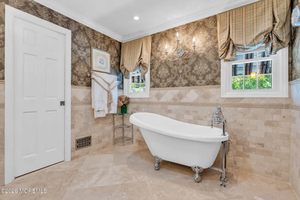 1537 Toboggan Run Manasquan, NJ 08736