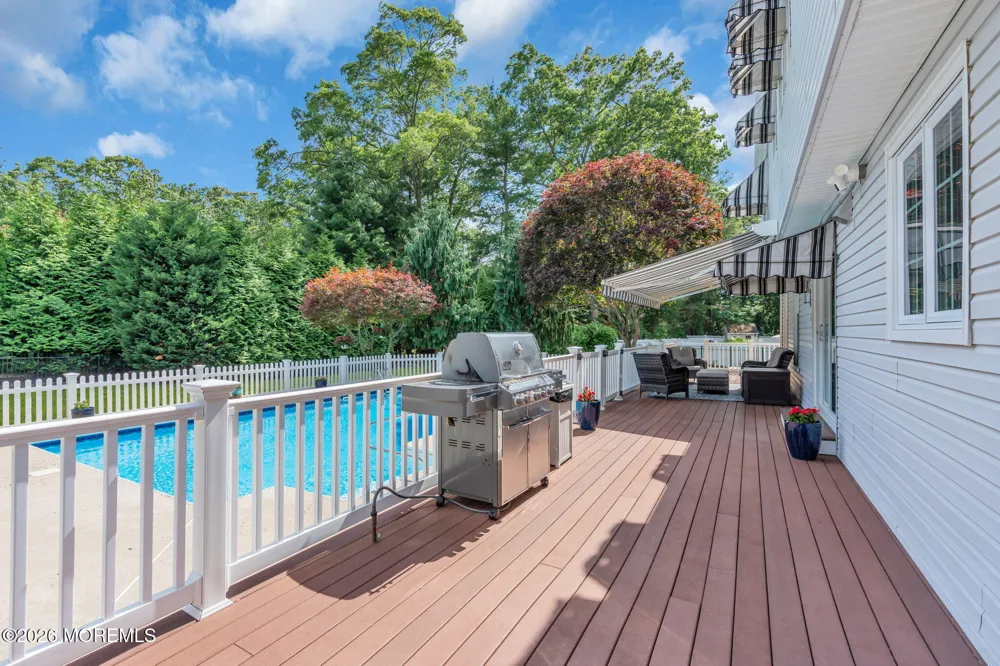 1537 Toboggan Run Manasquan, NJ 08736