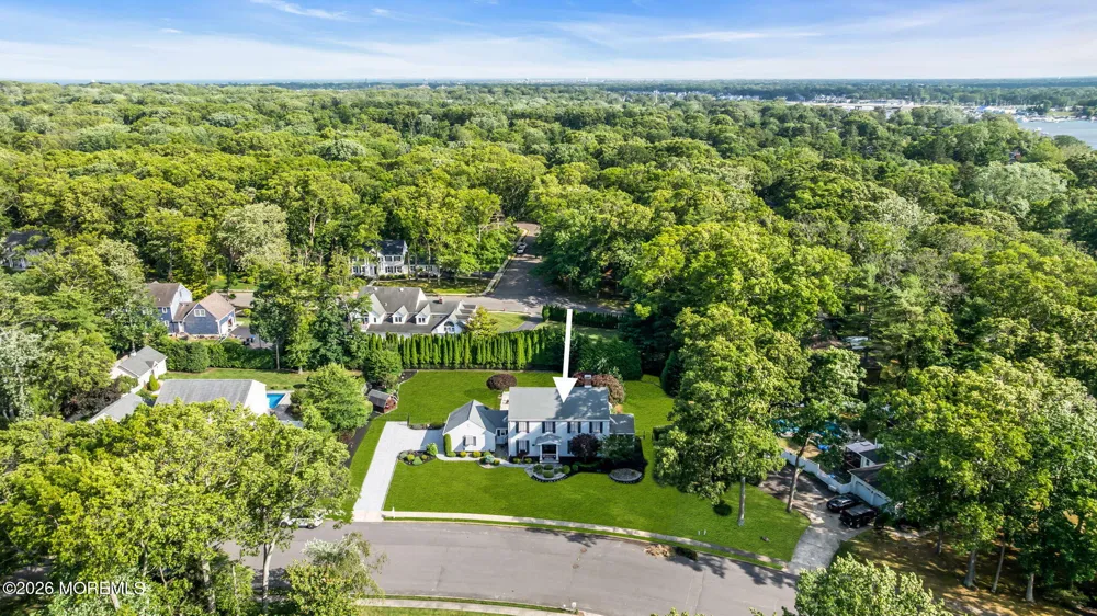 1537 Toboggan Run Manasquan, NJ 08736