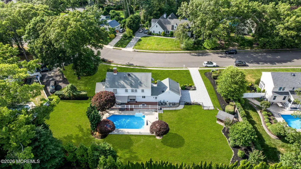 1537 Toboggan Run Manasquan, NJ 08736