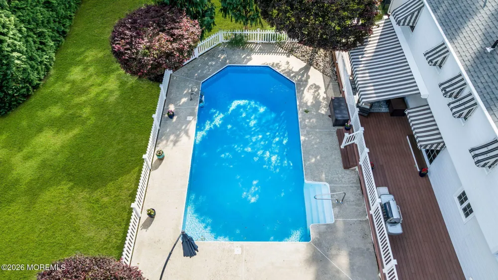 1537 Toboggan Run Manasquan, NJ 08736