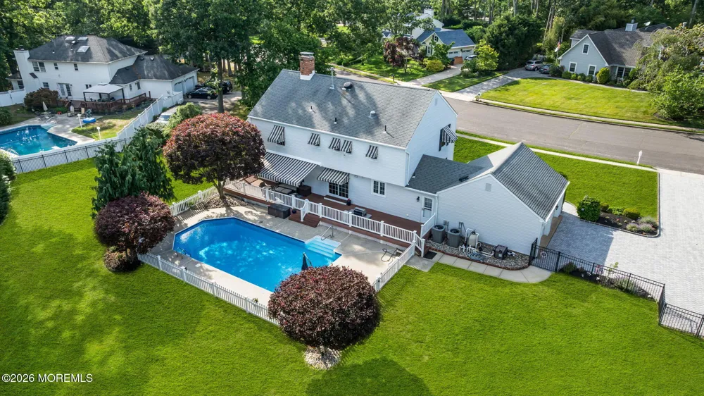 1537 Toboggan Run Manasquan, NJ 08736