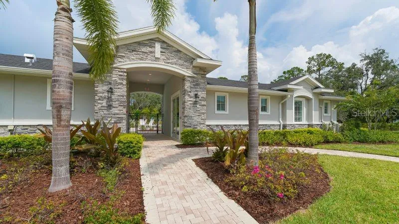 2108 MIDNIGHT PEARL DRIVE Sarasota, FL 34240
