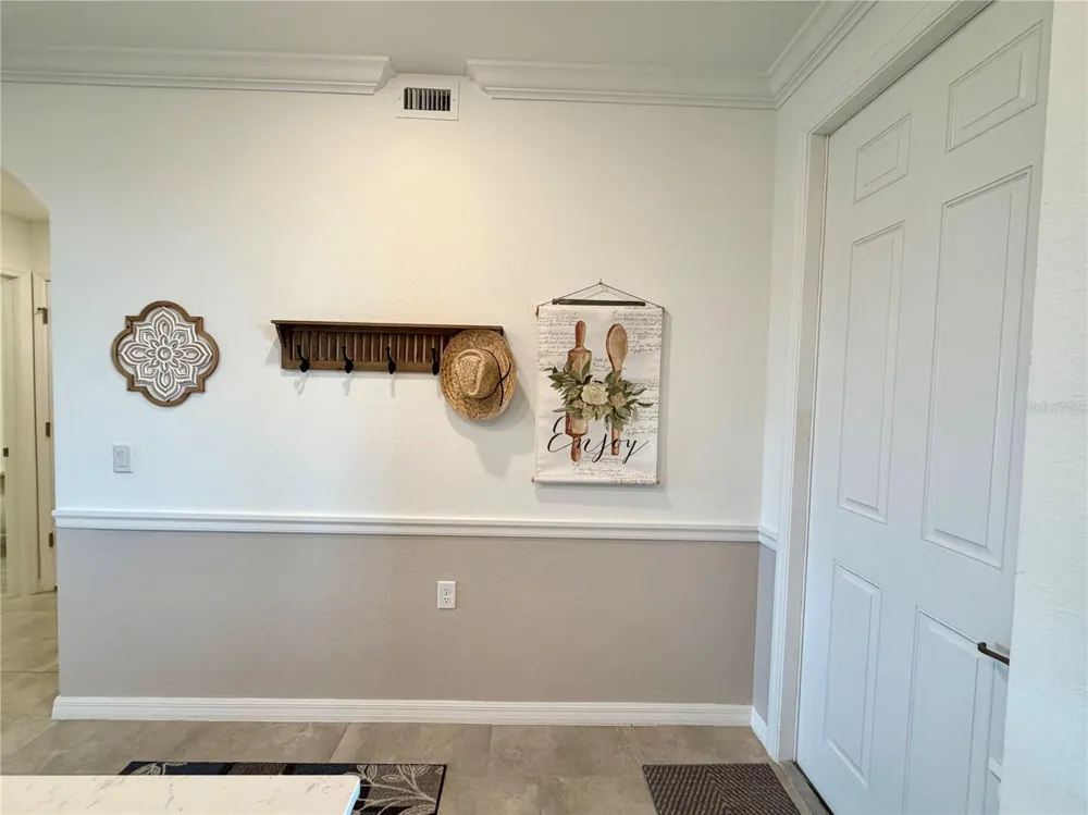 17902 GAWTHROP DRIVE #304 Lakewood Ranch, FL 34211