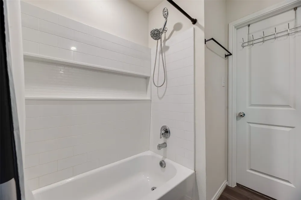1204 Fairford Road Crandall, TX 75114