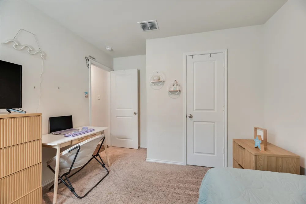 1204 Fairford Road Crandall, TX 75114