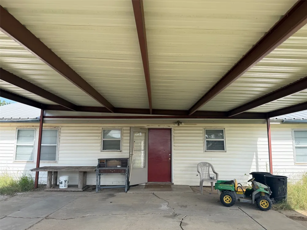 913 County Road 1003a Godley, TX 76044