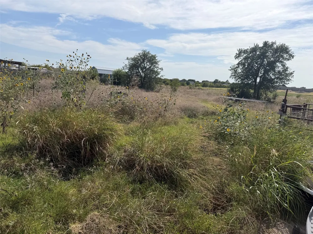 913 County Road 1003a Godley, TX 76044