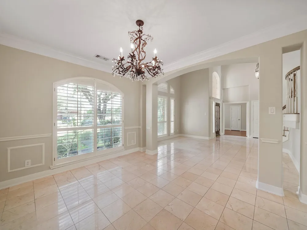3907 Garnet Falls Sugar Land, TX 77479