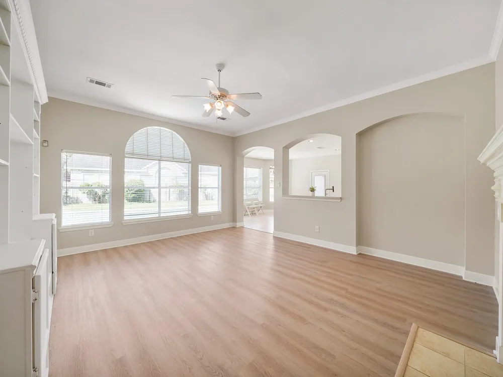 3907 Garnet Falls Sugar Land, TX 77479
