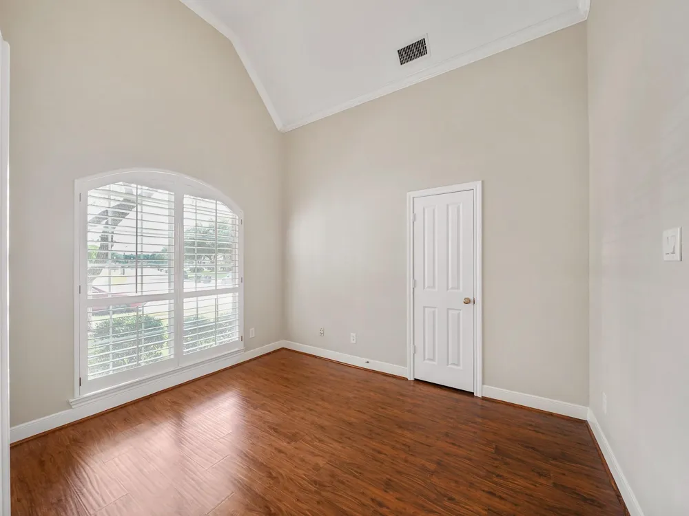 3907 Garnet Falls Sugar Land, TX 77479