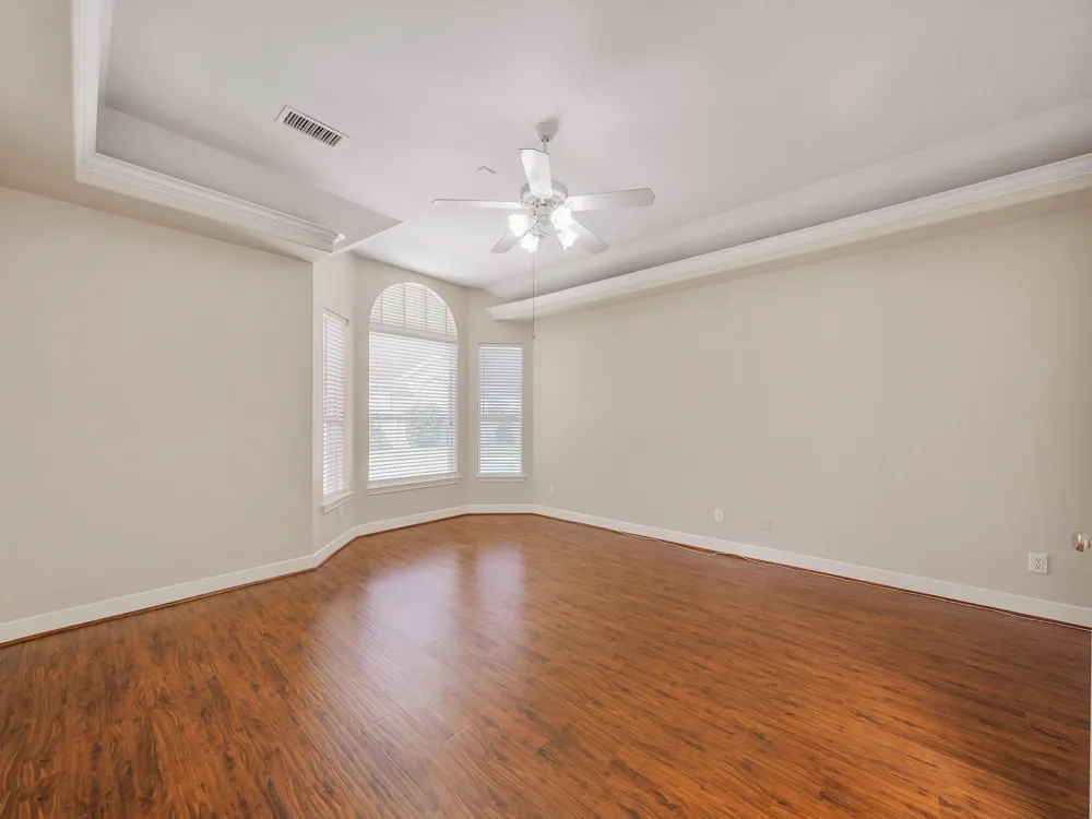 3907 Garnet Falls Sugar Land, TX 77479