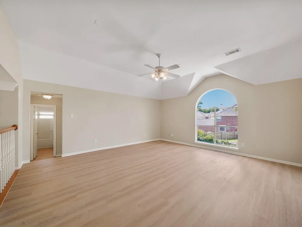 3907 Garnet Falls Sugar Land, TX 77479