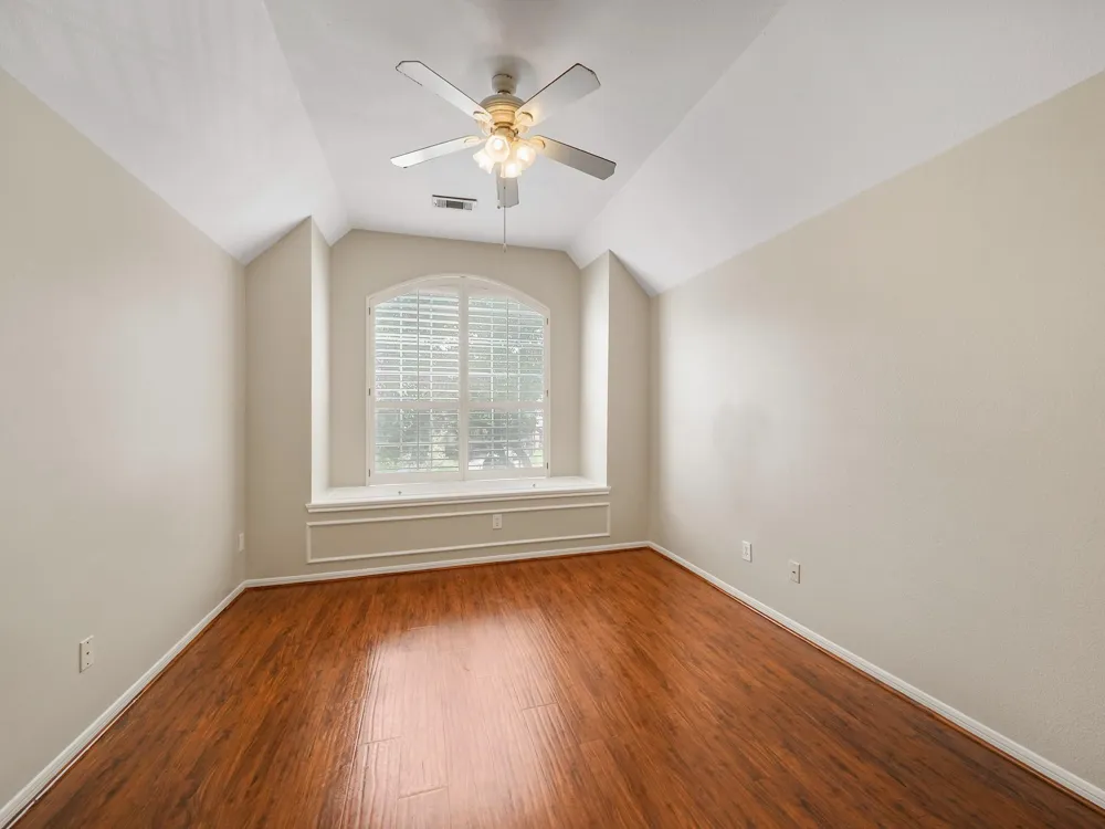 3907 Garnet Falls Sugar Land, TX 77479