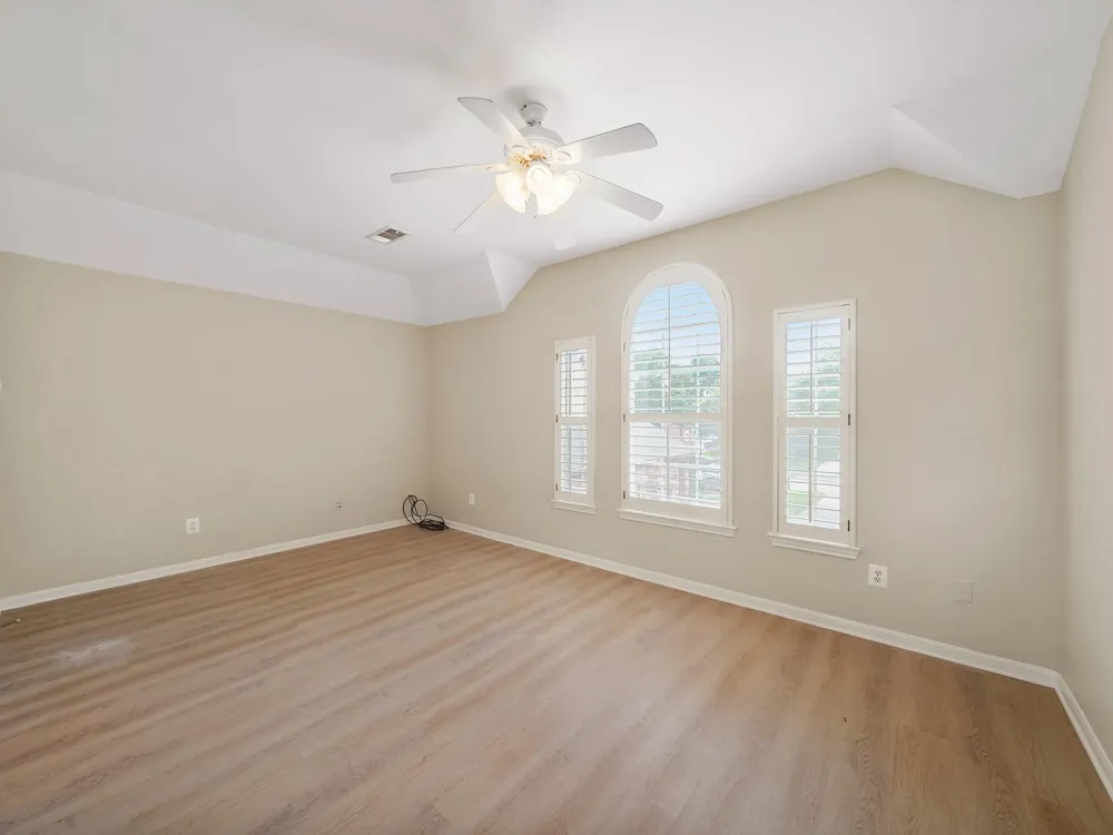 3907 Garnet Falls Sugar Land, TX 77479