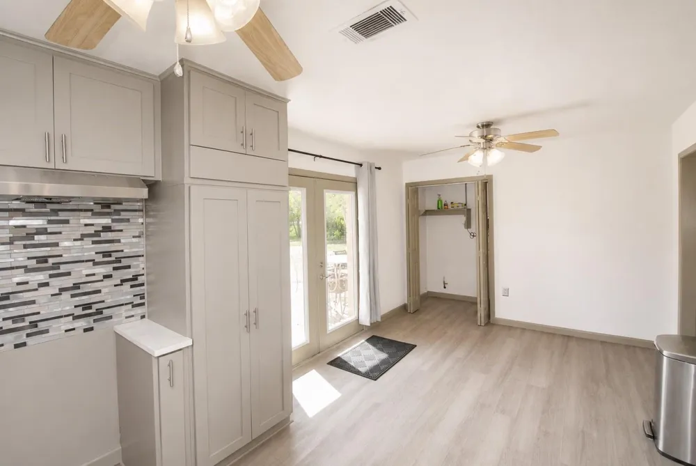 3811 Cedar Street Damon, TX 77430
