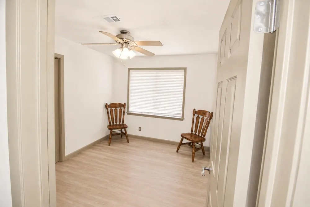 3811 Cedar Street Damon, TX 77430