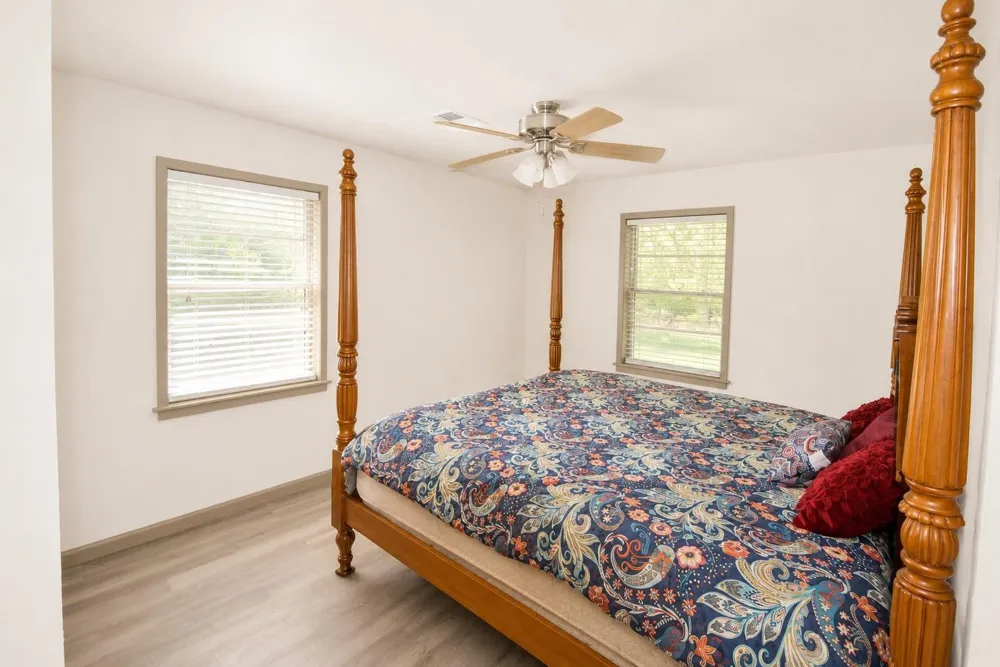 3811 Cedar Street Damon, TX 77430