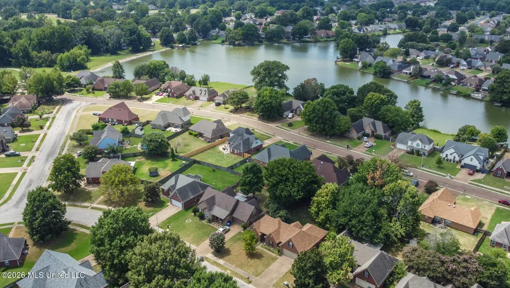 9051 Champlain Drive Olive Branch, MS 38654