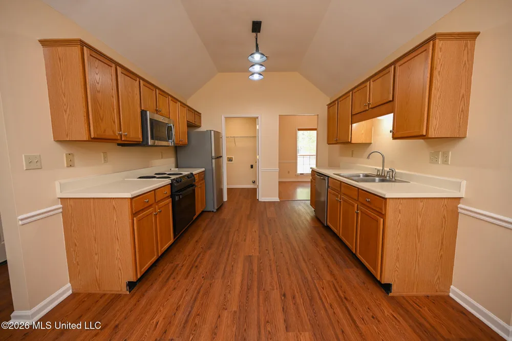 9051 Champlain Drive Olive Branch, MS 38654