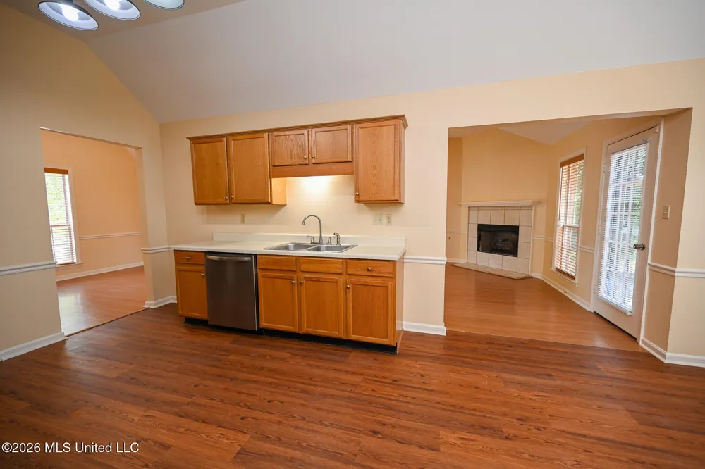 9051 Champlain Drive Olive Branch, MS 38654