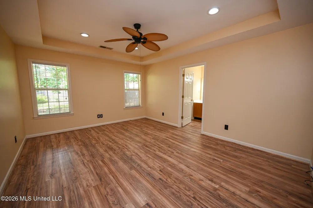 9051 Champlain Drive Olive Branch, MS 38654
