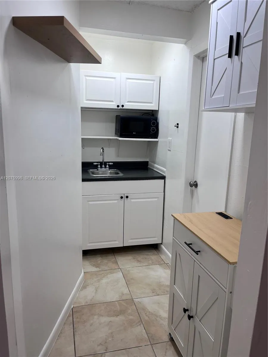 1115 SW 136th Pl #2 Miami, FL 33184