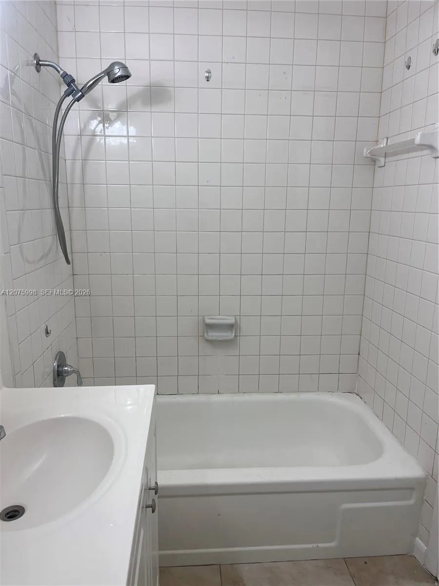 1115 SW 136th Pl #2 Miami, FL 33184
