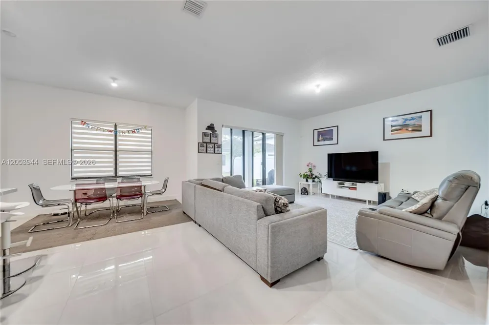 4416 SW 174th Ave Miramar, FL 33029