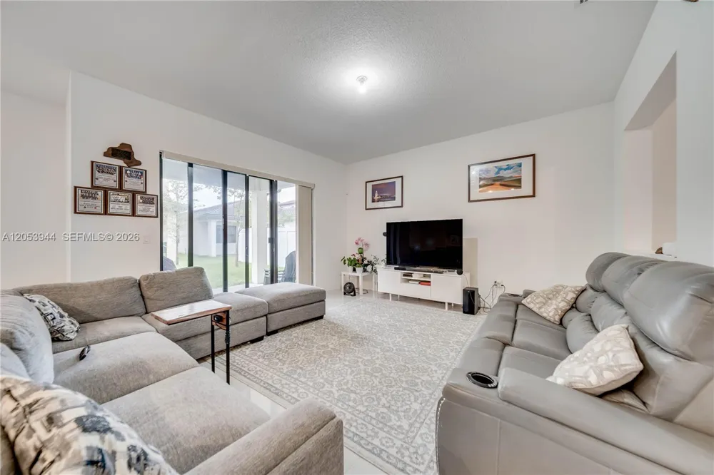 4416 SW 174th Ave Miramar, FL 33029