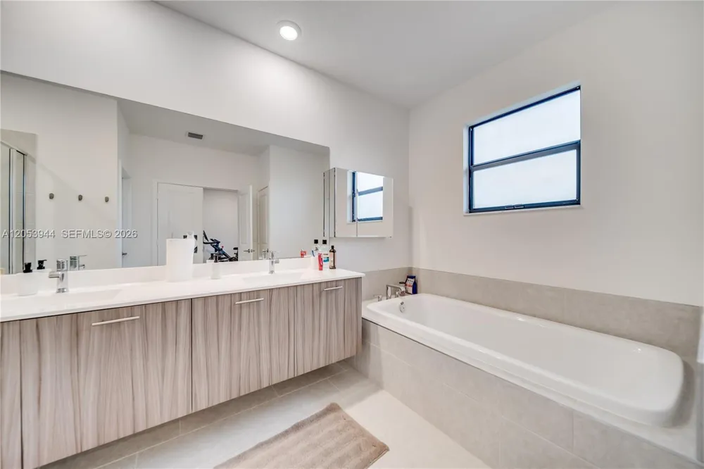 4416 SW 174th Ave Miramar, FL 33029