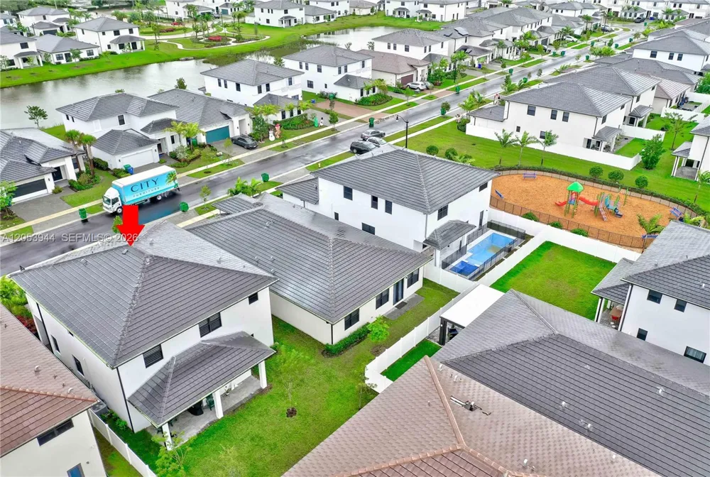 4416 SW 174th Ave Miramar, FL 33029